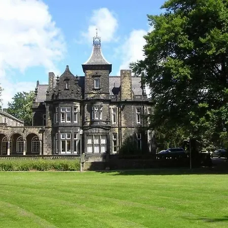 Oxley Hall-campus Otel 3*